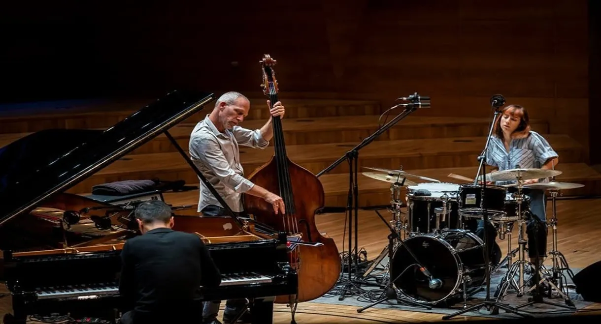 Avishai Cohen Trio Leverkusener Jazztage 2024