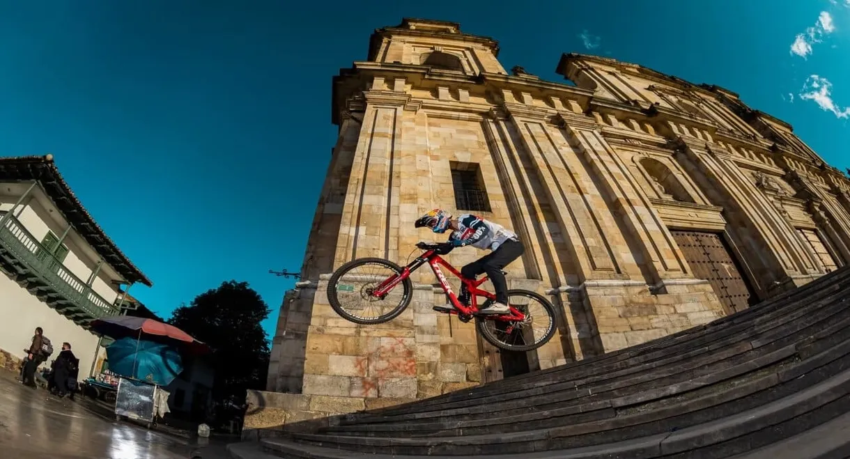 Red Bull Monserrate Cerro Abajo