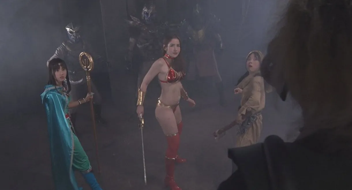 Heroine in Peril Omnibus 26: Lord of the Dragon