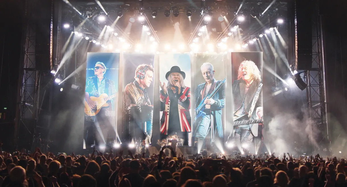 Def Leppard: Diamond Star Heroes – Live from Sheffield