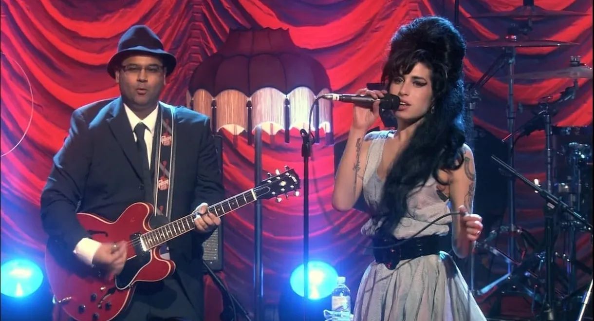 Amy Winehouse: I Told You I Was Trouble - Live In London