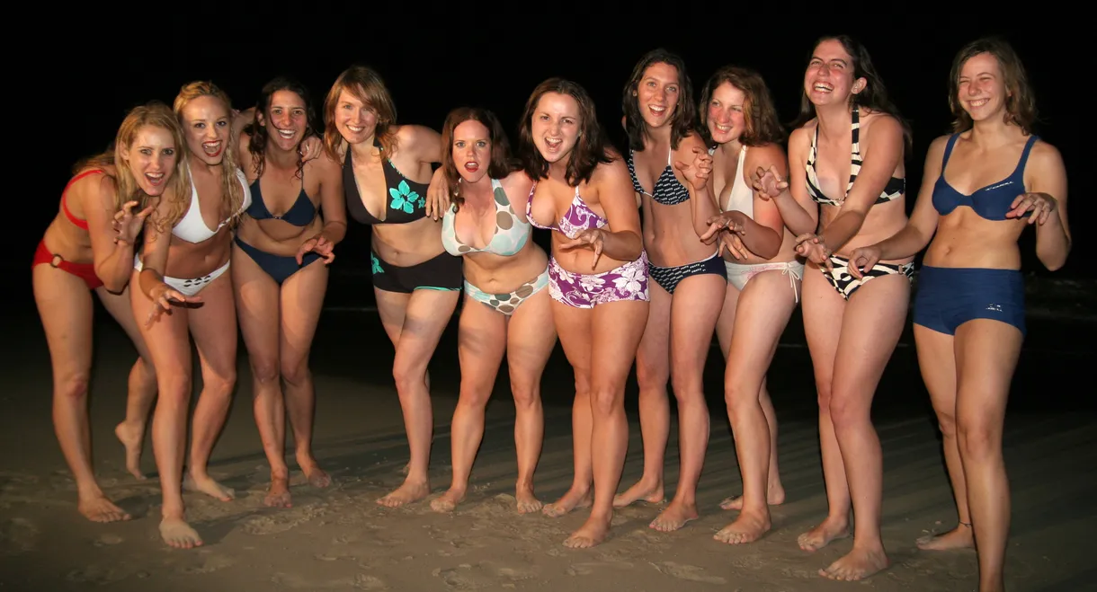 Killer Bikini Vampire Girls Strike Back