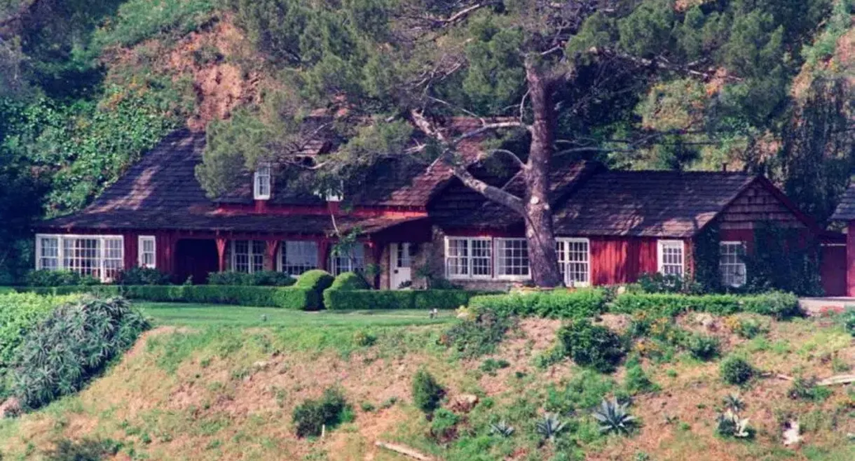 Haunted Homes of Hollywood