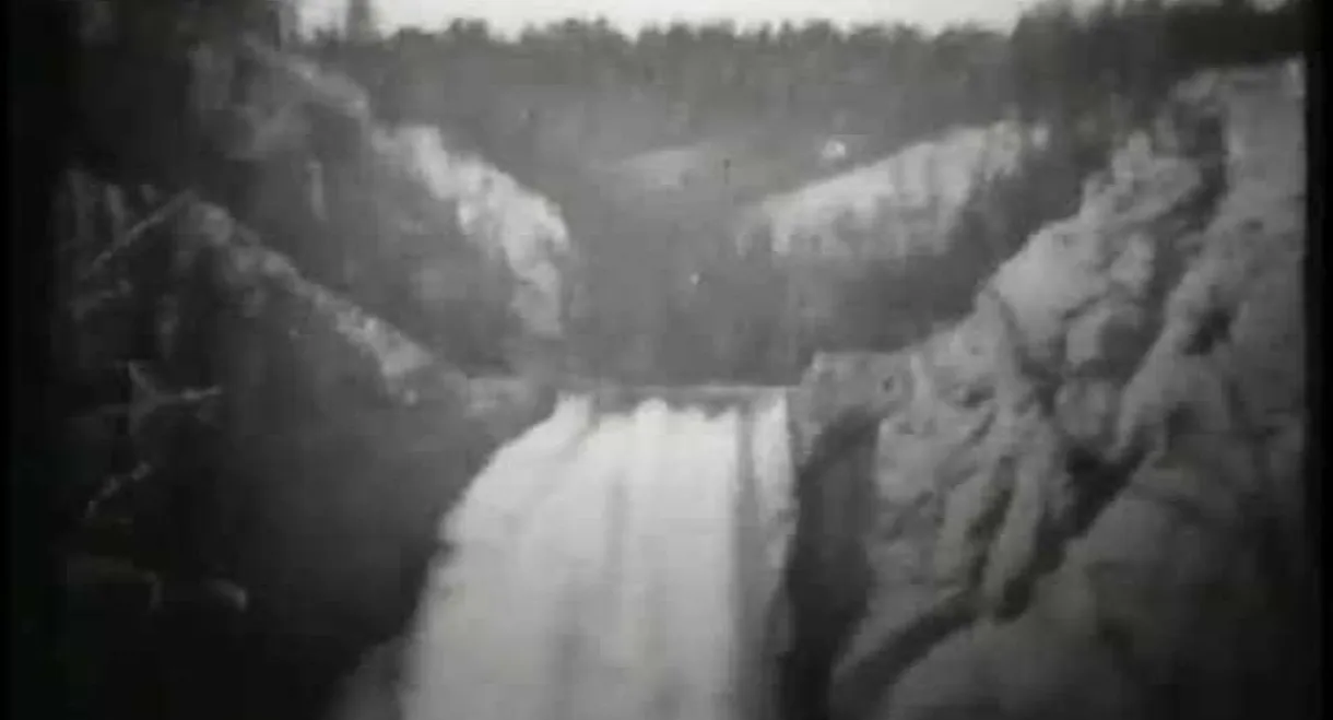 Lower Falls, Grand Canyon, Yellowstone Park