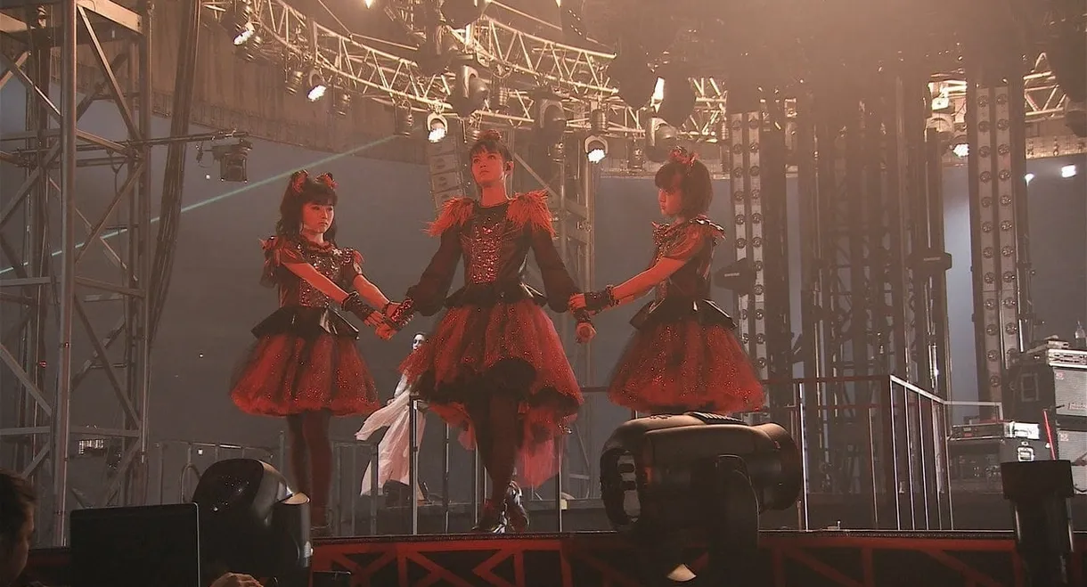 BABYMETAL Live at Tokyo Dome - WORLD TOUR 2016 - LEGEND - METAL RESISTANCE - Black Night