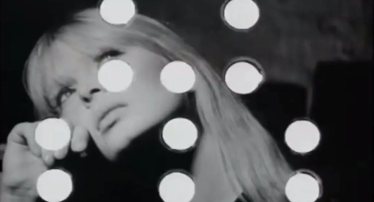Screen Test [ST238]: Nico