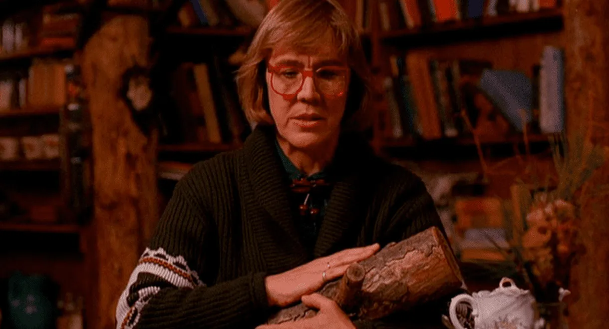 Twin Peaks: Log Lady Introductions