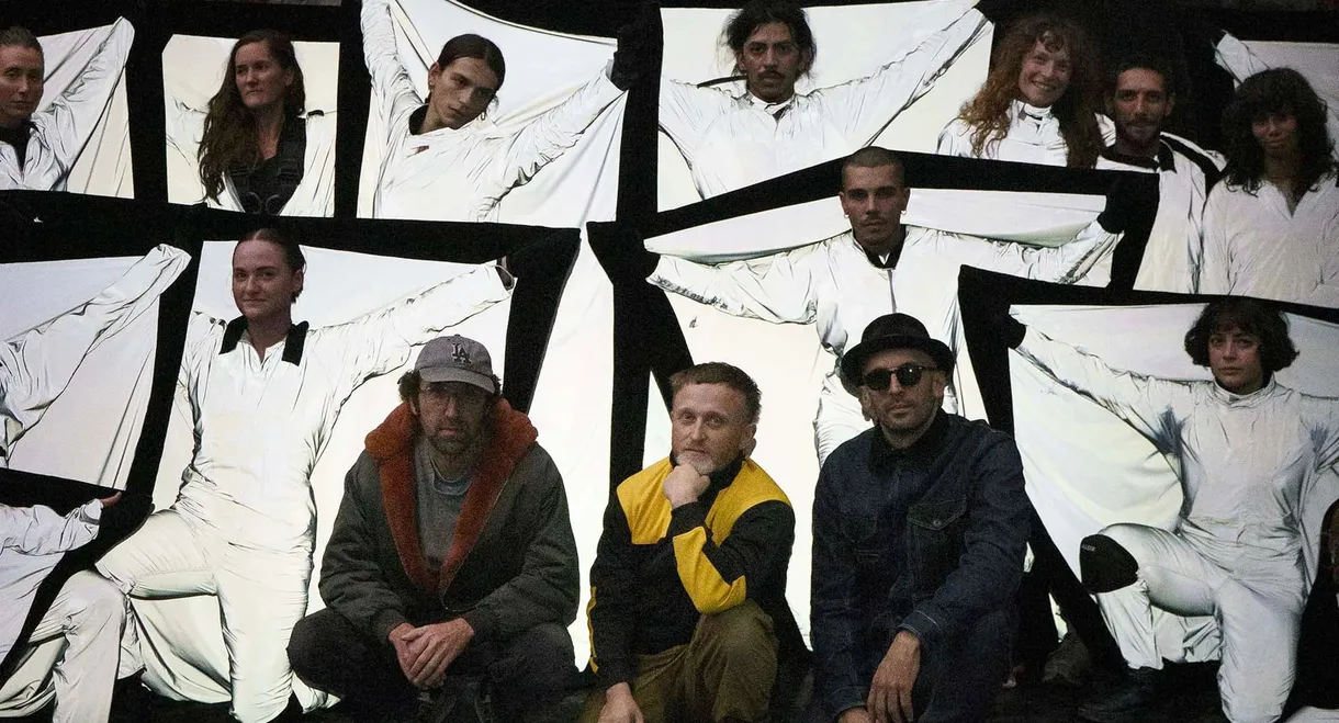 Dans la lumière - Au cœur de la création du spectacle signé JR, Damien Jalet et Thomas Bangalter