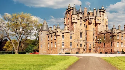 Glamis Castle: A Royal Residence