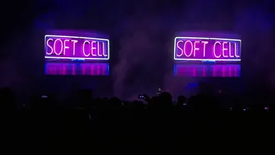 Soft Cell: Say Hello, Wave Goodbye