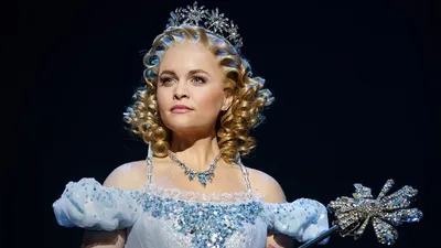 A Little Sparkle: Backstage at 'Wicked' with Amanda Jane Cooper