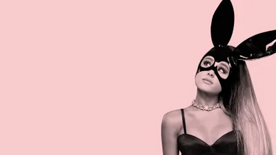 Ariana Grande: Dangerous Woman Diaries