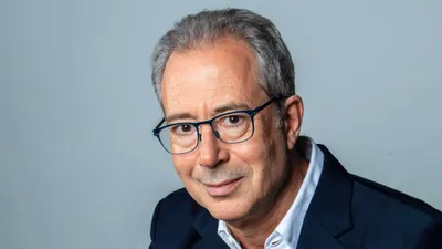 Ben Elton: Live