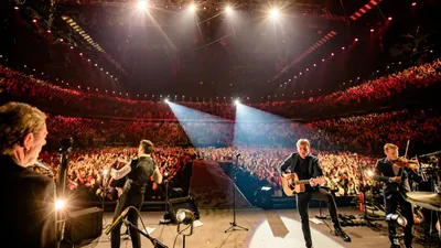 Bart Peeters Deluxe: Live In De Lotto Arena