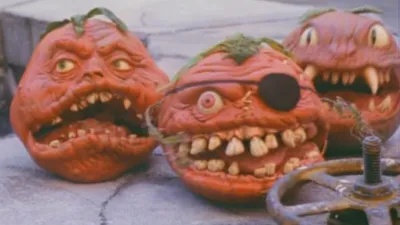 Killer Tomatoes Eat France!