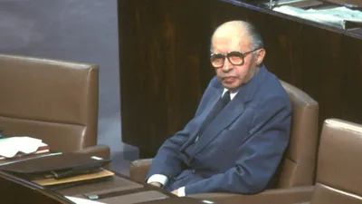 Menachem Begin: Peace and War