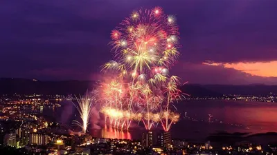 夜空に輝く希望の大花火～諏訪湖・長岡・伊勢 真夏の祭典