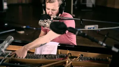 Bon Iver at AIR Studios (4AD/Jagjaguwar Session)