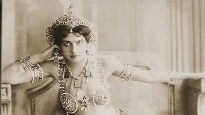 Mata Hari: The Beautiful Spy