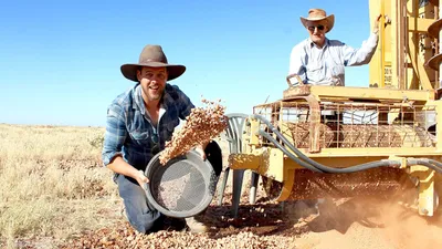 Outback Opal Hunters