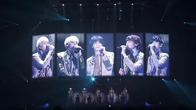 SHINee JAPAN ARENA TOUR SHINee WORLD 2013～Boys Meet U～