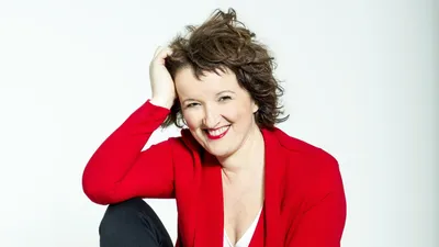 Anne Roumanoff : Aimons-nous les uns les autres, et plus encore…