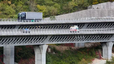 L'A40, l'autoroute des titans