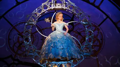 Think Pink: Backstage at 'Wicked' with Kara Lindsay