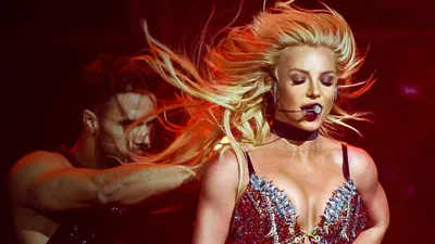 Britney Spears: Triple Ho Show