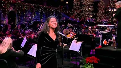 Christmas with the Mormon Tabernacle Choir and Orchestra at Temple Square Featuring Audra McDonald and Peter Graves