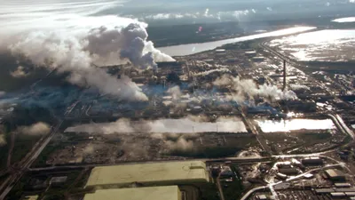 Petropolis: Aerial Perspectives on the Alberta Tar Sands