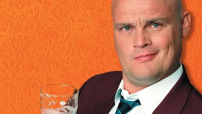 Al Murray, The Pub Landlord - Giving It Both Barrels