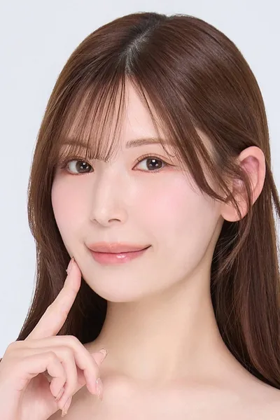 Tsumugi Akari