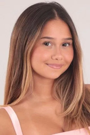 Nathália Costa
