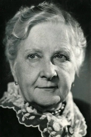 Yelena Shatrova