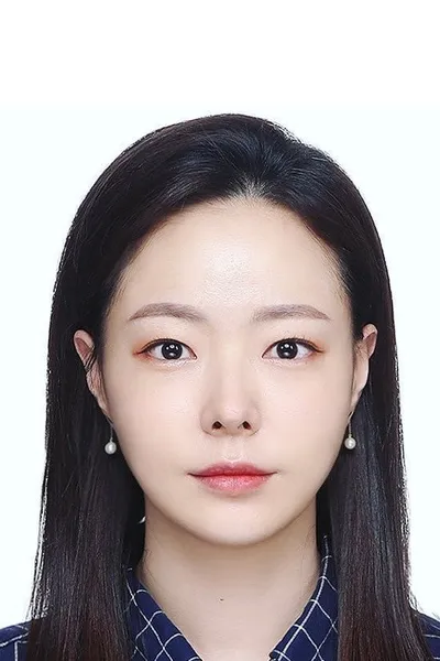 Park Na Eun