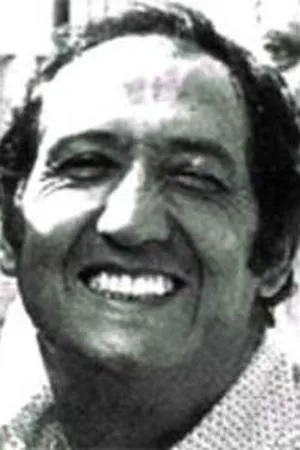 Alfredo Salazar