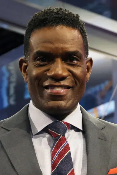 Robbie Earle