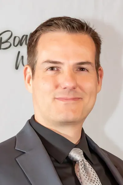 Jonathan Fox