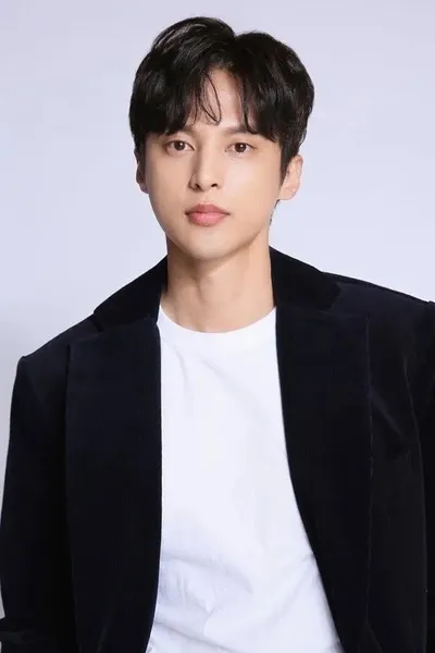Yoon Sun-woo