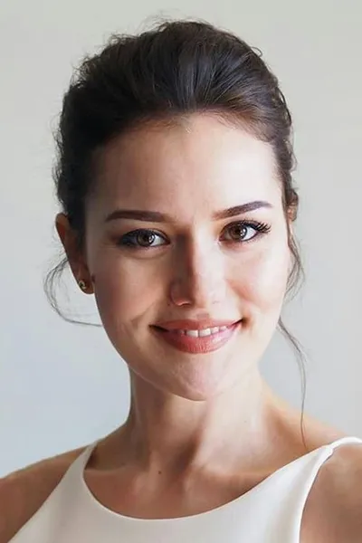 Fahriye Evcen