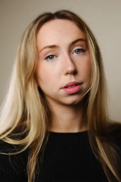 Annabelle Stewart