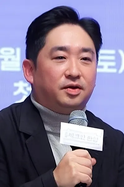 Myung Hyun-woo