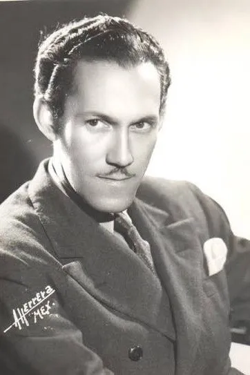 Gonzalo Curiel