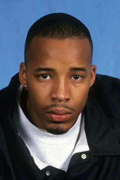 Warren G