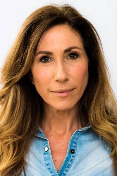 Gaynor Faye