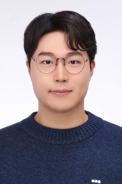 Hwang Dong-hyun