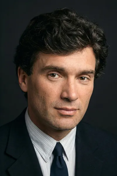 Tarık Tarcan