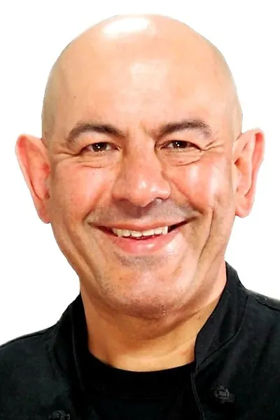 Simon Majumdar