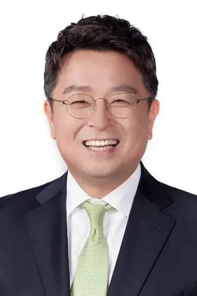 Rhee Cheol-hee